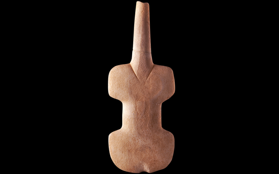 <h5>Violin-shaped figurine (3200-2800 BC)</h5>