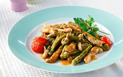 Chicken Strips with Okra and Cherry Tomatoes