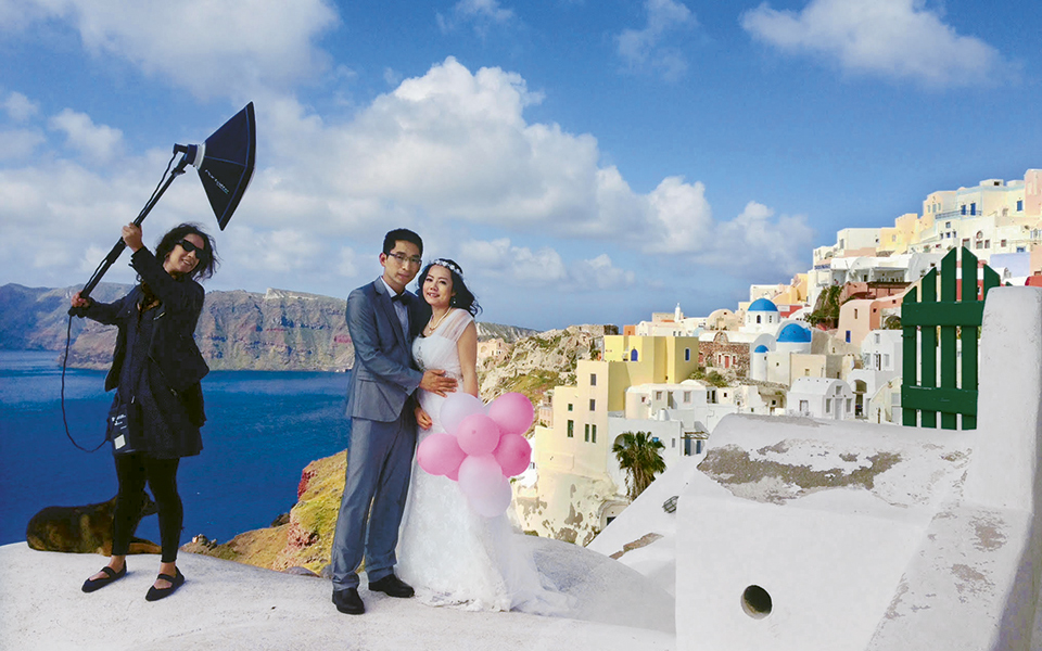 The Truth about Santorini's "Wedding Industry" - Greece Is