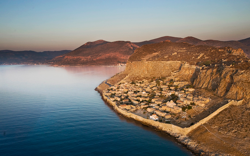 visit greek islands in october