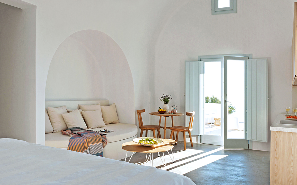 <h5>Santorini Heights| By Kapsimalis Architects</h5>