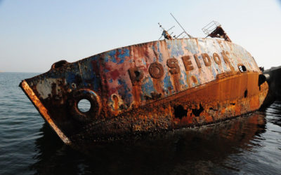 Stefano Benazzo: Photographer Reveals The Beauty of Greek Shipwrecks