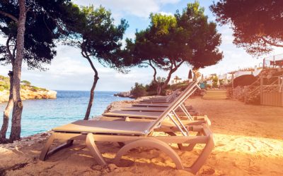 Trust in Greece Continues to Grow, but Travelers Remain Scarce