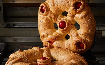 Lambrokouloura: Traditional Easter Bread