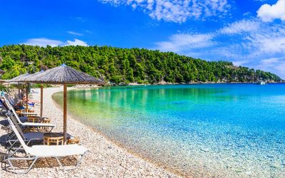 UK Site Publishes Top 10 List of Family-Friendly Greek Islands