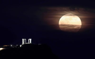 Last Supermoon of the Year to Light Up the Sky Tonight