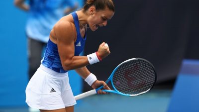 Sakkari Celebrates Birthday with Emphatic Second-Round Win