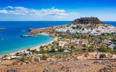 Cyclades and Dodecanese Continue to Drive Up Tourism