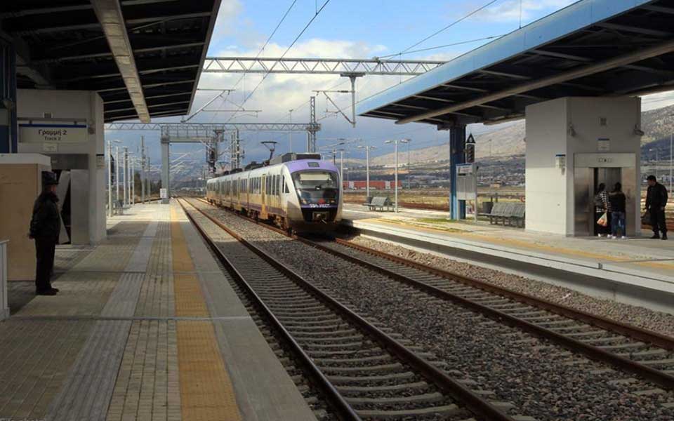Trains in Greece: Rail connection