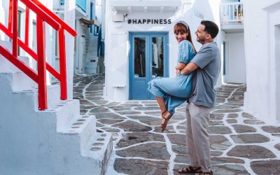 Travel Couple Shares Their Favorite Romantic Spots in Greece