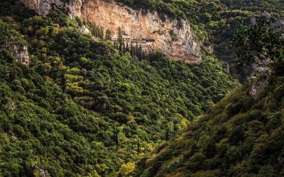 Dimitsana, Arcadia: Walking Along the Footpaths of History