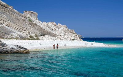 New Campaign for Lipsi Promotes Sunbed-Free Vacations