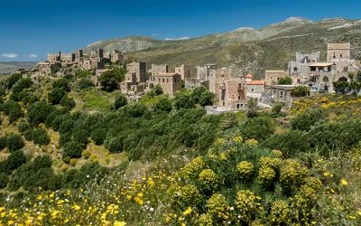 10+1 Spring Celebration Activities Around Greece