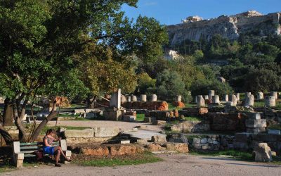 The Apps Worth Downloading for Your Trip to Greece