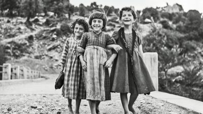 Nostalgic Photographs: Capturing Greece in the 1960s